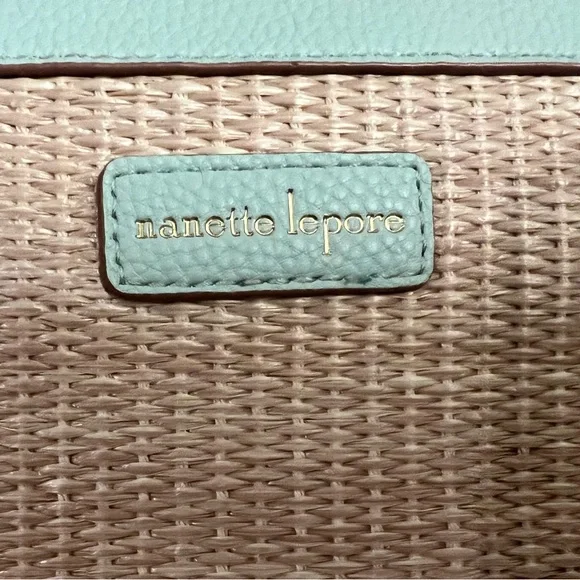 Nanette Lepore Woven Straw Wristlet Pouch - Mint Green Trim Summer Clutch - Picture 2 of 11